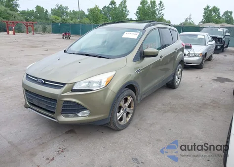 2013 Ford Escape Se z USA, uszkodzony, nr VIN 1FMCU9GX2DUC43098